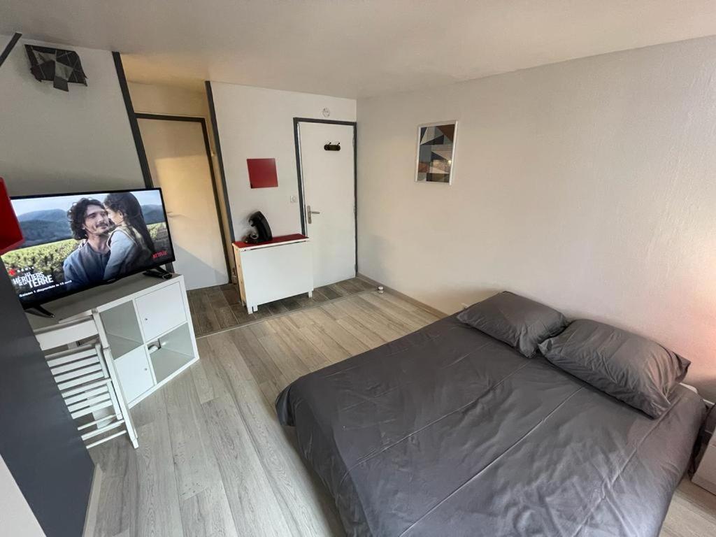 Le Confort - Calme, Ideale Couple, Business, Long Sejour Niort Ngoại thất bức ảnh